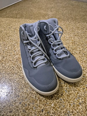 Jordan shoes used, gray, size 43 without box