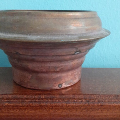 Vintage copper plant pot like new