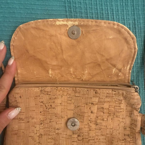 Bag made of cork used
