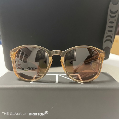Brixton BS178 03 round beige sunglasses like new