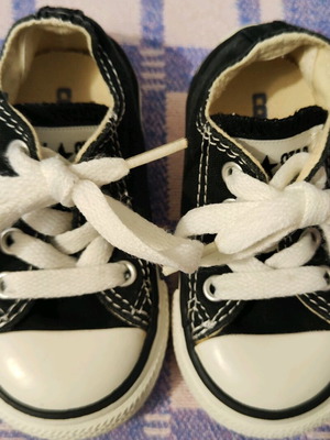 All Star baby shoes like new, size 20