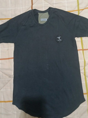 Block short-sleeve shirt used, size S, black and green
