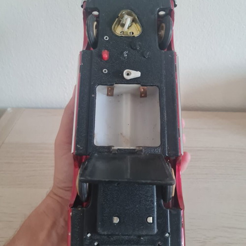 Large Limousine 1:15 Tin Car, like new, battery operated