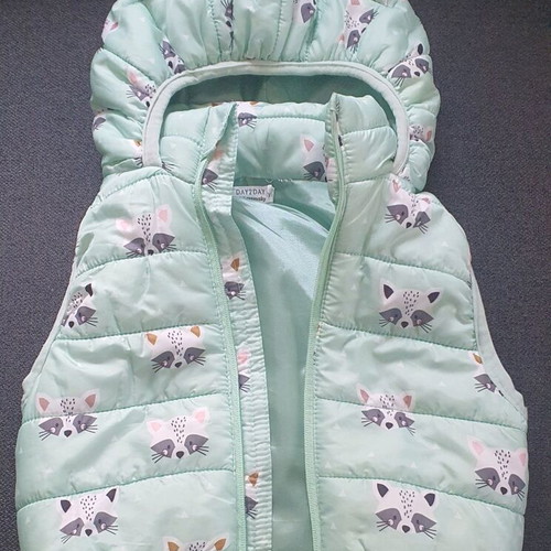 Mini Raxevsky Sleeveless Vest like new, 2 years old