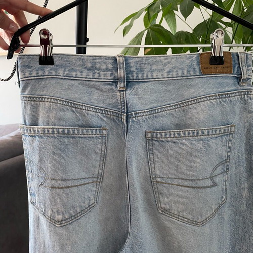 American Eagle mom jeans με σκισίματα μεταχειρισμένα, μέγεθος M 38 10, μπλε
