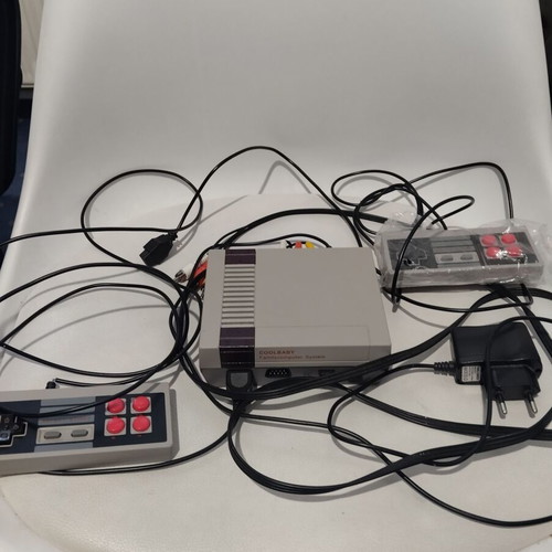 Game console like new with built-in games