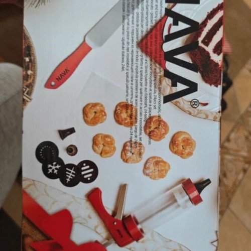 Nava baking set 24 pieces with cookie press and stainless steel plunger