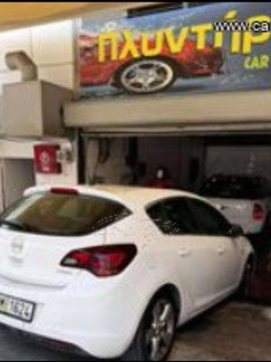 Opel Astra Turbo μεταχειρισμένο με ζημιά φρένα και τουρμπίνα