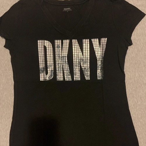 DKNY T-shirt like new, size M, black