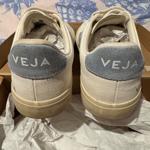 Veja Recife Logo Chromefree Leather sneakers like new, size 41, white and blue