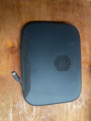 Belkin laptop cooling and support base used