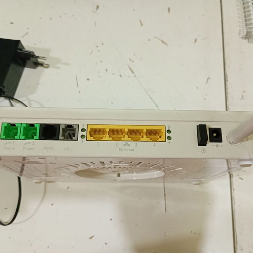Thomson TG782 router like new