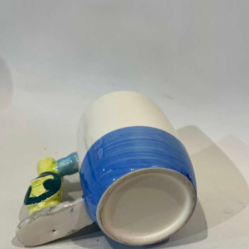 Children's turtle mug used 10x12