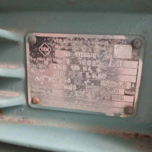 Ψυκτικό μηχάνημα Carrier 40Hp 77Kw πλήρως ανακατασκευασμένο