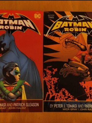 Batman and Robin N52 βιβλία 1 και 2 σαν καινούργια