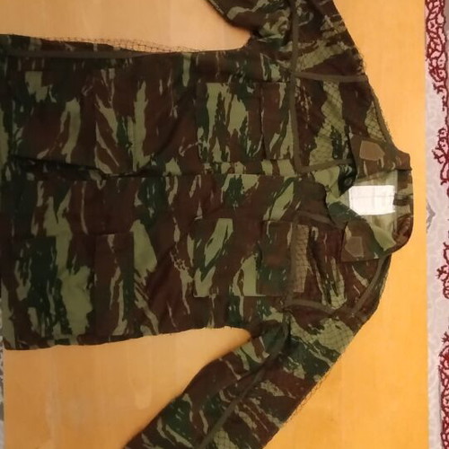 Ghillie Suit camouflage jacket medium size like new