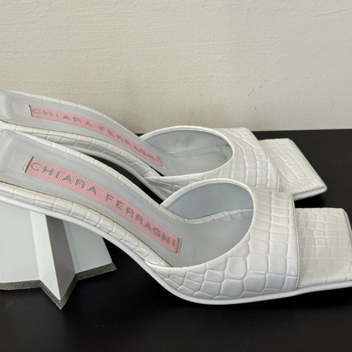 Chiara Ferragni leather mules white, like new, star heel 9cm