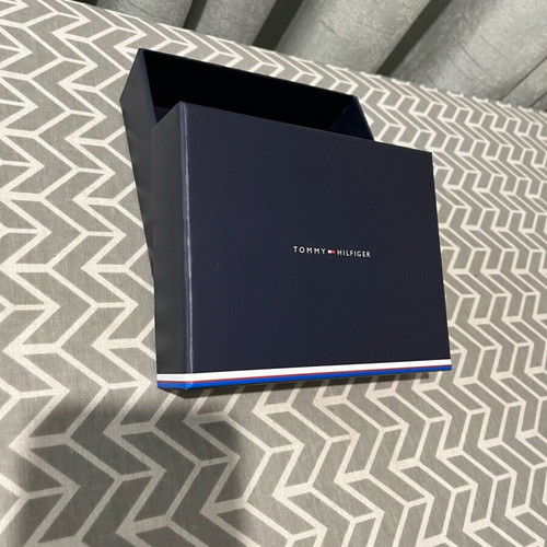 Tommy Hilfiger box like new with minor scratches