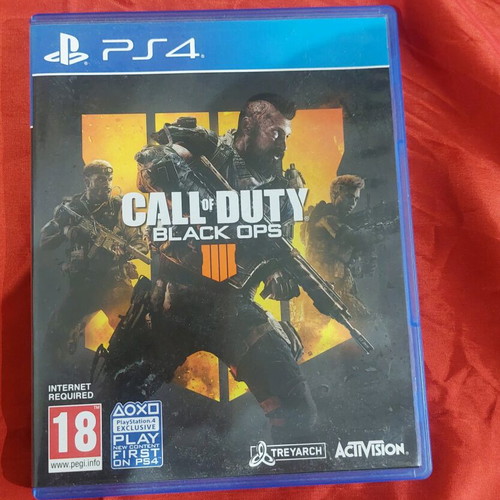 Call of Duty Black Ops 4 PlayStation 4 game like new with box