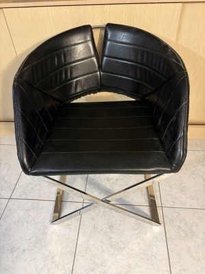 Office chair black comfortable like new