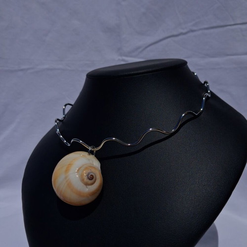 Summer jewelry set with shells, necklace and earrings, new, silver