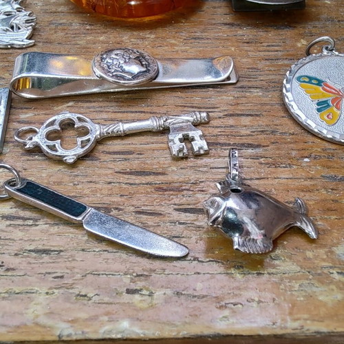 Silver miniatures like new