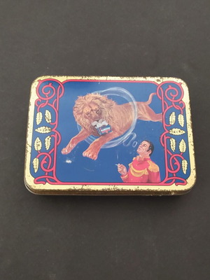 Vintage Samson empty tobacco tin 1945-50