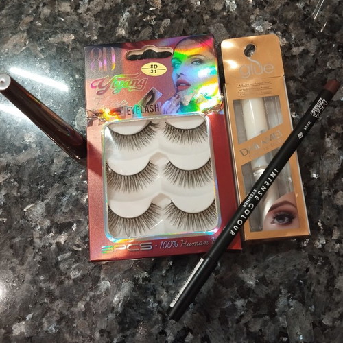 Eye Makeup Set like new with eyelashes, glue, brown pencil Mua, dip liner H&M
