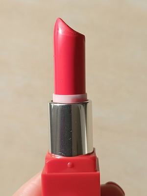 Clinique mini lipstick used 03 Ruby Pop