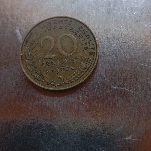 France 1967 20 Centimes Coin like new