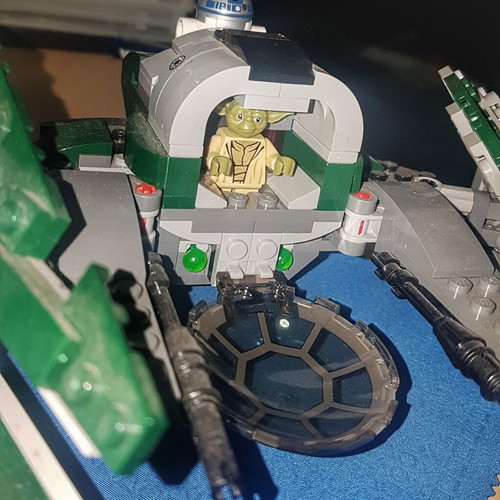 Lego Star Wars Yoda's Jedi Starfighter and R2-D2 like new