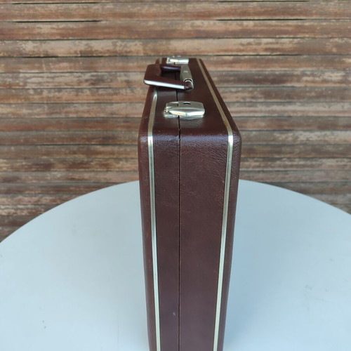 Vintage briefcase used, brown with checked lining