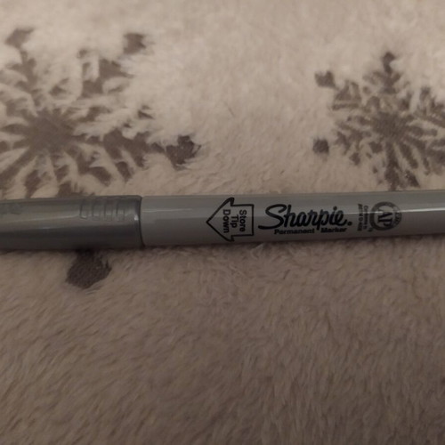 Sharpie Permanent Fine Metallic Silver marker