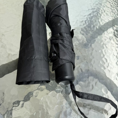 Compact umbrella new with case and graphic design