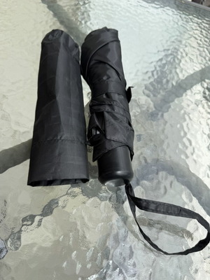 Compact umbrella new with case and graphic design