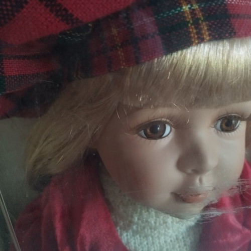 Collector's Choice DanDee Porcelain Doll like new, tartan plaid outfit