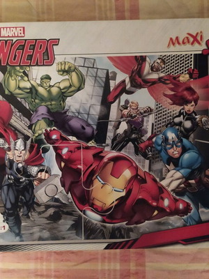 Marvel Avengers Puzzle Maxi 24 pieces like new, from 3 years