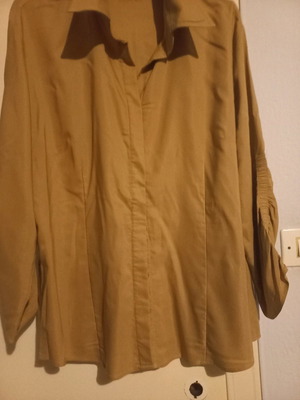 Shirt used beige brown elastic size L