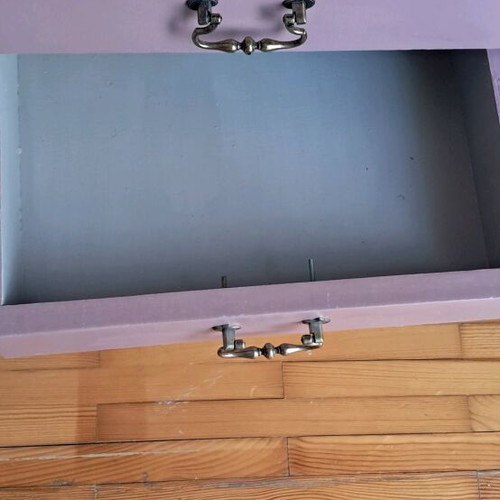 Refurbished boudoir with mirror wear