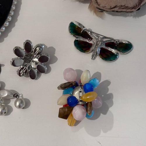 Vintage pins pack of 11 from 1980 to 2000
