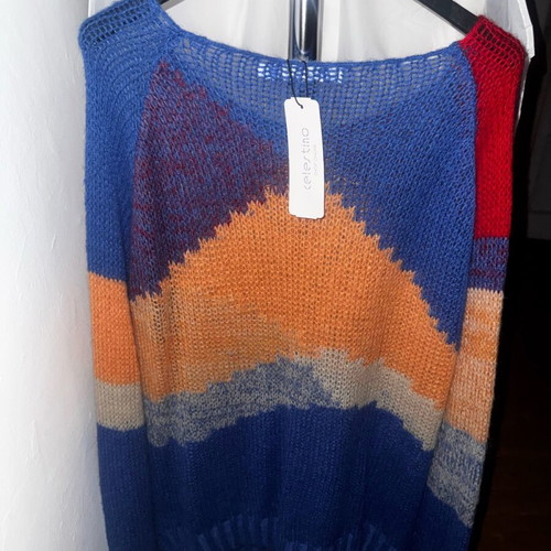 Celestino colorful sweater new, one size