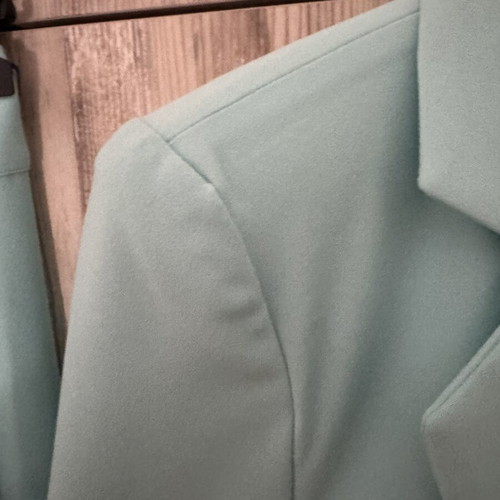 Studio 83 suit turquoise, like new, jacket M pants large