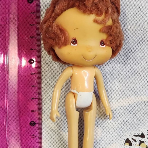 Strawberry Shortcake vintage doll used