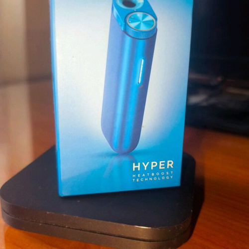 Glo Hyper tobacco heating device blue new