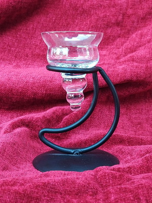 Table candle holder like new for tealight or votive candle
