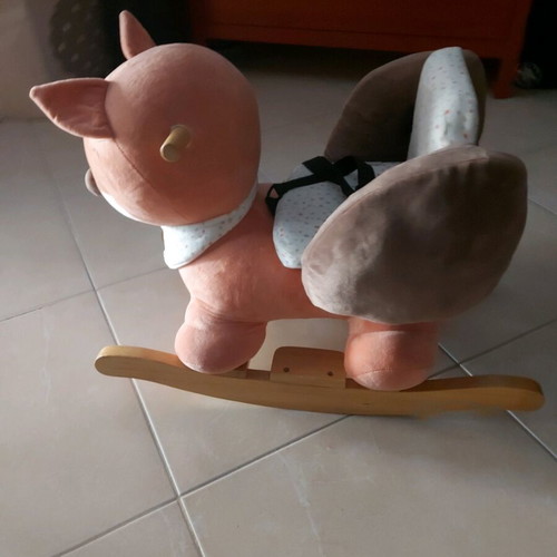 Nattu rocking fox like new