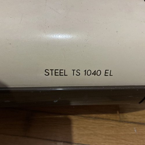 Vacuum cleaner used in good condition