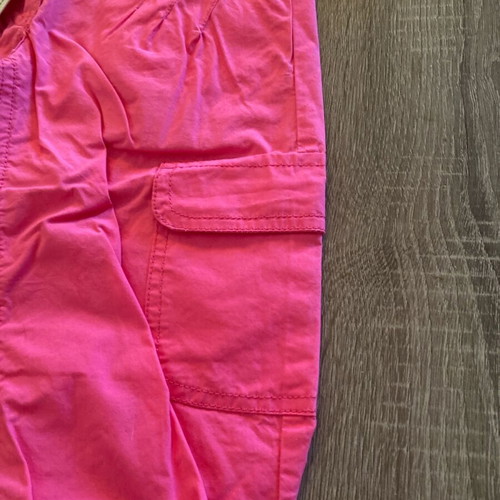 Girl Star Collection bermuda shorts new, bright pink, size 6 years