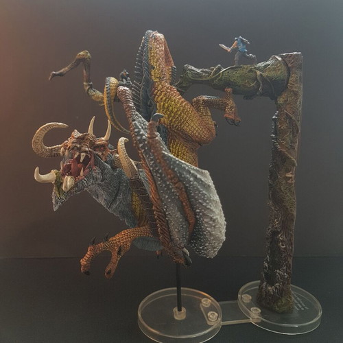 McFarlane Hunter Dragon Clan 2 Series 8 like new