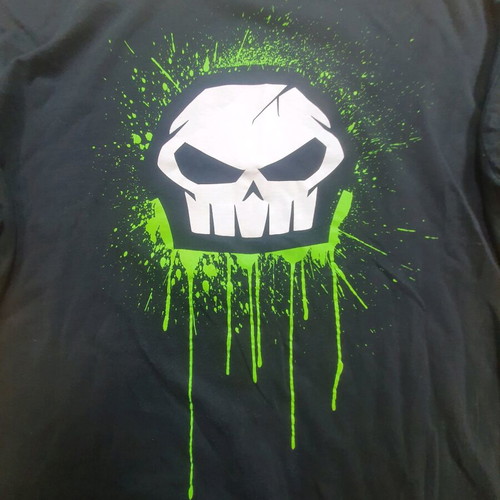 T shirt Nofear large like new